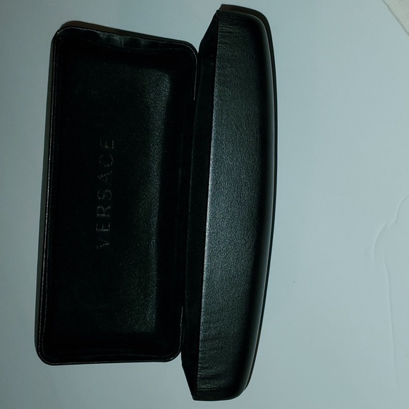 Versace Eyeglass Case - Picture 5 of 6